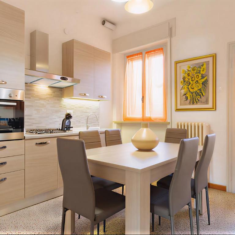 Gardaland Residenza le Rose! 120 m2 - Casa con 3 Camere da Letto - 2