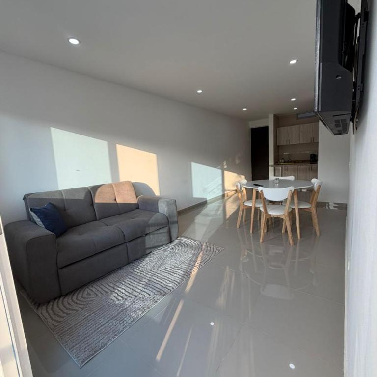 Apartamento con piscina y Aire Acondicionado en Anapoima centro - Apartamento de 3 dormitorios - 3