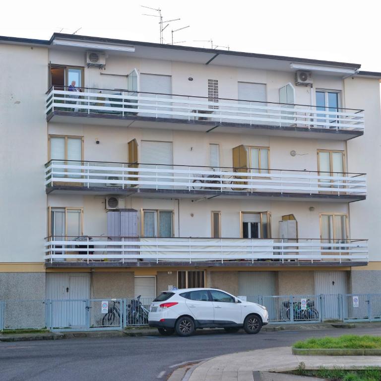 Laguna Gaddi - trilocale vista laguna e posto auto - Appartamento con 2 Camere da Letto - 56