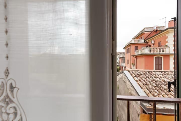 Residenza Amé Peschiera del Garda - Ampia Camera Matrimoniale - 7
