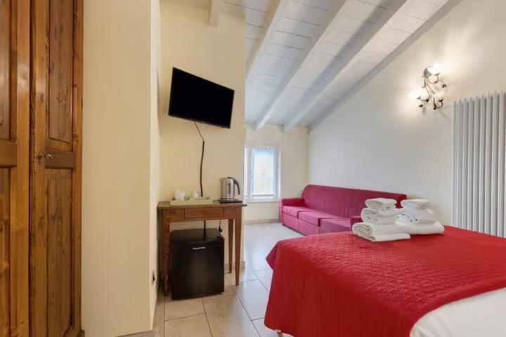 Residenza Amé Peschiera del Garda - Ampia Camera Matrimoniale - 31