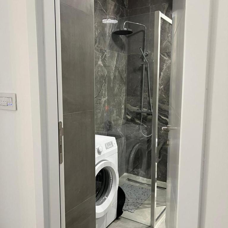 Tesla Lux Apartman - One-Bedroom Apartment - 14