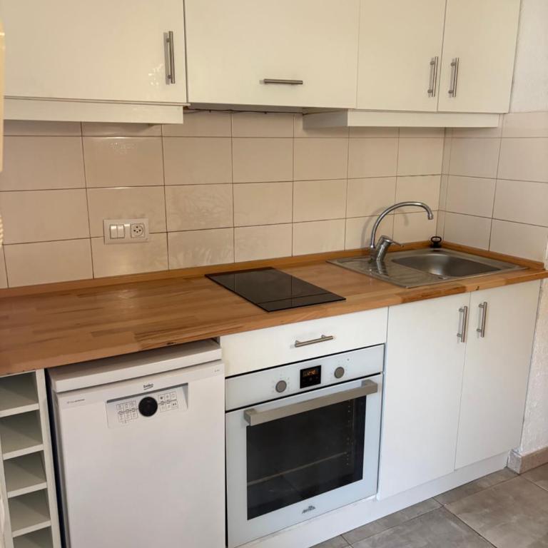 APARTAMENTS DEL SOL L'ESTARTIT - Two-Bedroom Apartment - 2