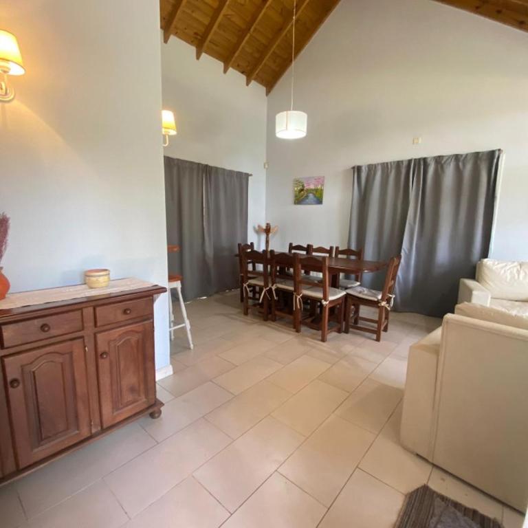 Hermosa Casa en Pinamar Norte, 3 cuadras de la playa - Casa de 3 dormitorios - 5
