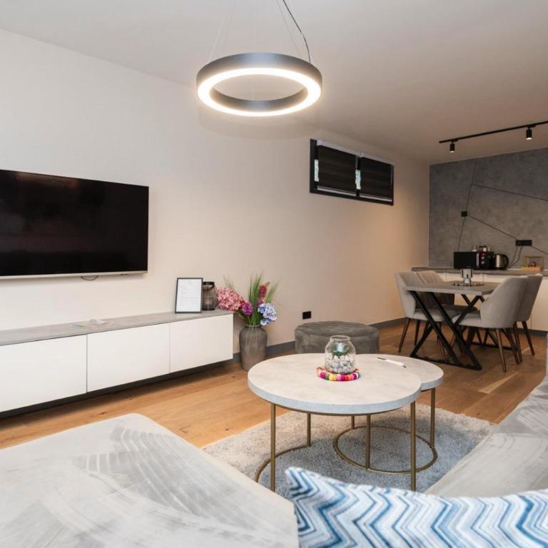 Crystal Apartments Old Town Sarajevo - Apartment - 3