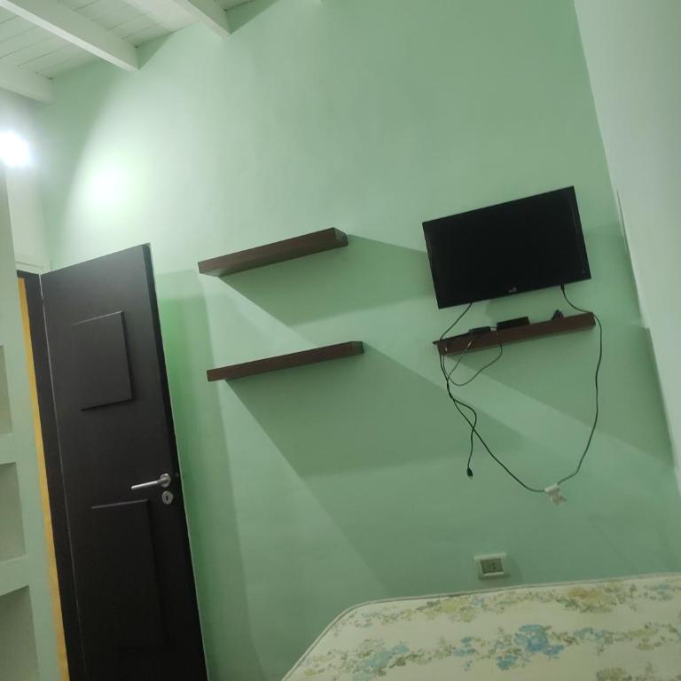 Alquilo casa Valeria del Mar hasta 8 personas - Casa de 4 dormitorios - 35