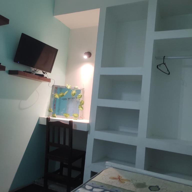 Alquilo casa Valeria del Mar hasta 8 personas - Casa de 4 dormitorios - 30