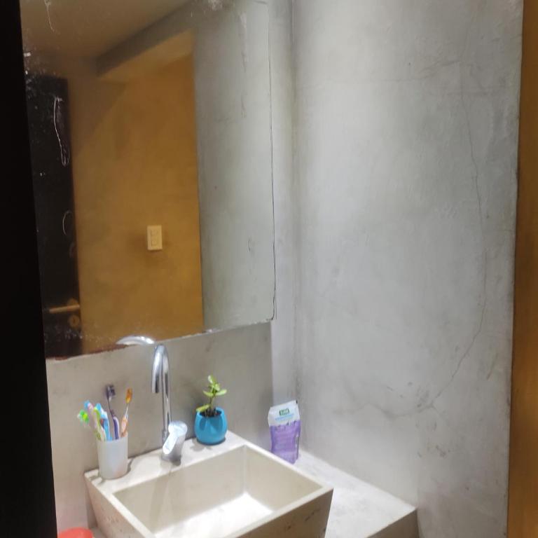 Alquilo casa Valeria del Mar hasta 8 personas - Casa de 4 dormitorios - 17