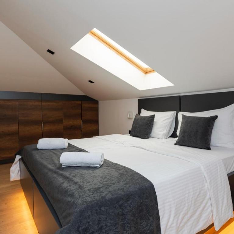 Crystal Apartments Old Town Sarajevo - One-Bedroom Apartment - 7