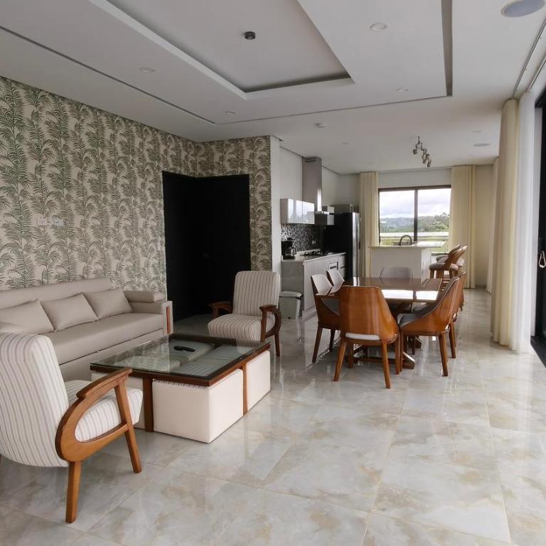 The Palms Hotel - Deluxe Double Room with Two Double Beds - 5