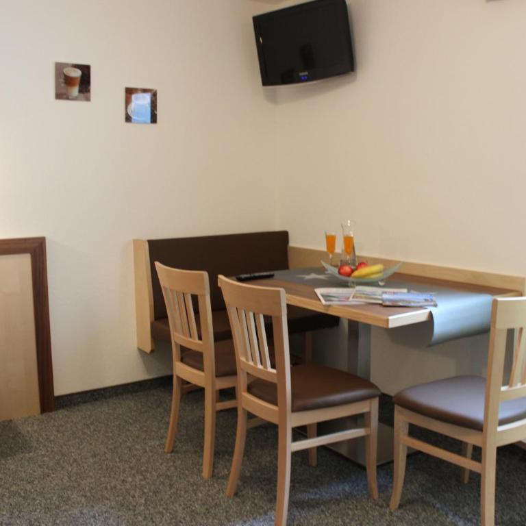 Haus Alpina & Landhaus Schöpf - Apartment mit 1 Schlafzimmer und Balkon - 5