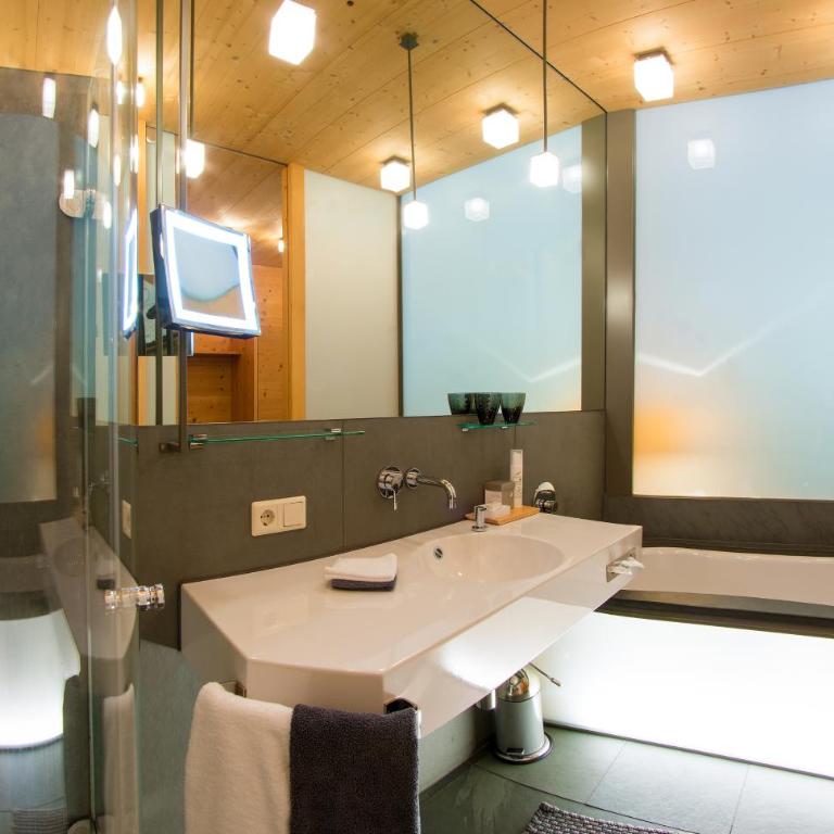 Naturhotel Waldklause - Vital Suite - 4