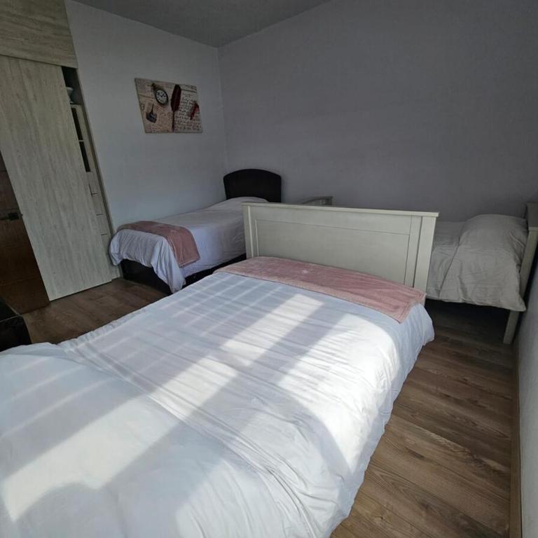 Departamento moderno cerca de Distrito La Perla, Guadalajara - Apartamento de 3 dormitorios - Planta Alta - 3