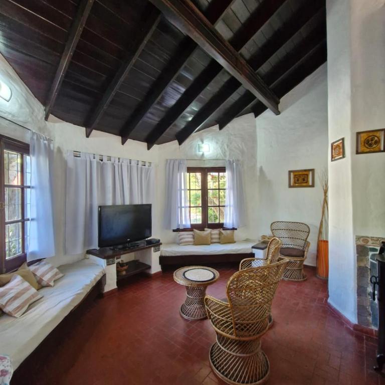Chuhouse - One-Bedroom House - 5