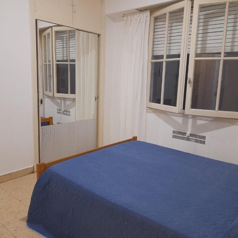 Microcentro Mar del Plata a pasos de la playa y peatonal - One-Bedroom Apartment - 7