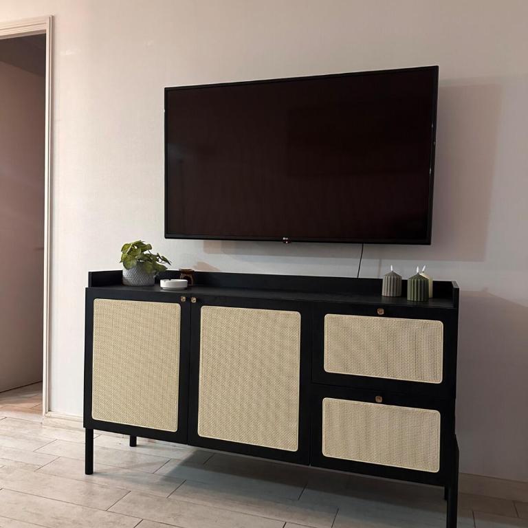 Space, Comfort and View - Two-Bedroom Apartment with Balcony and Sea View - 43