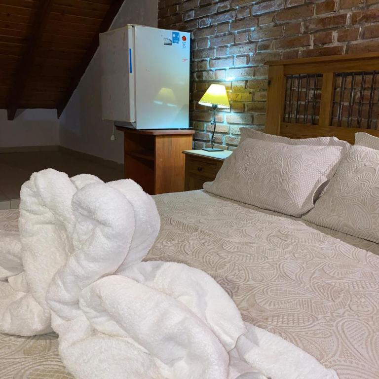 Posada D`Lua - Habitación Familiar con vistas al lago - 9