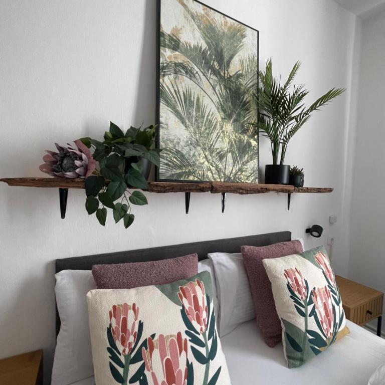 Casa-Mia City - Appartamento con 2 Camere da Letto - 1