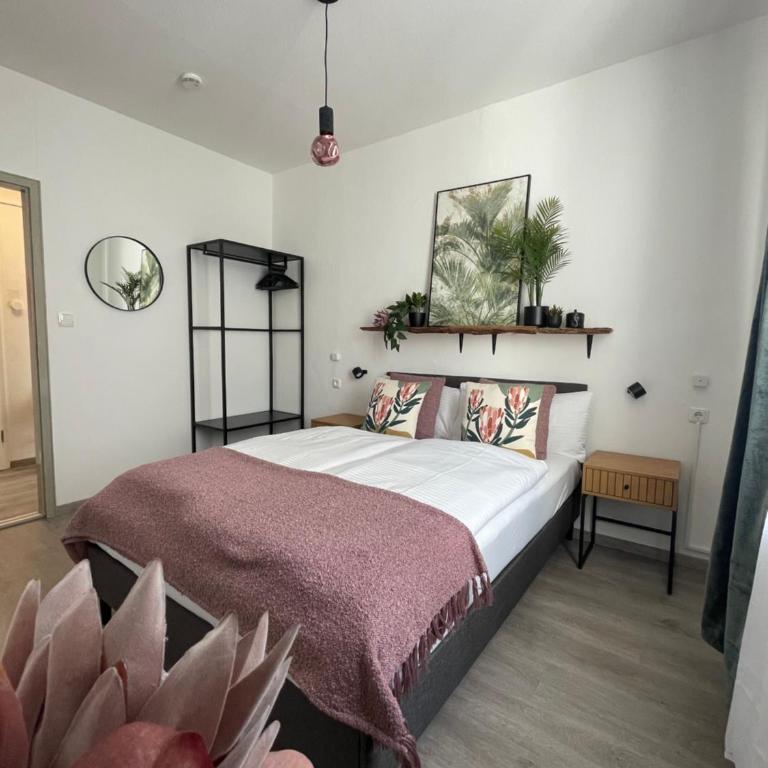 Casa-Mia City - Appartamento con 2 Camere da Letto - 2