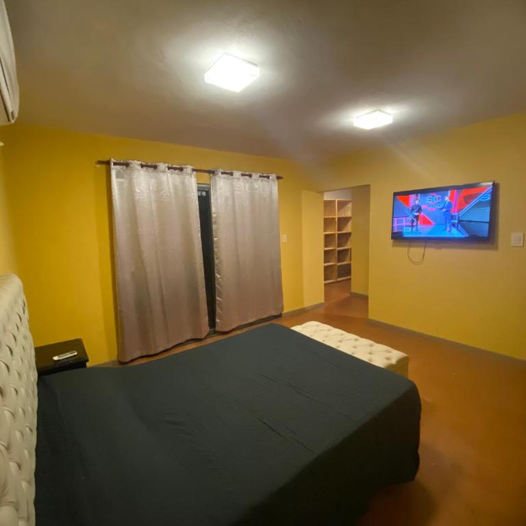 Casa de verano - alquiler temporario - Four-Bedroom House - 3