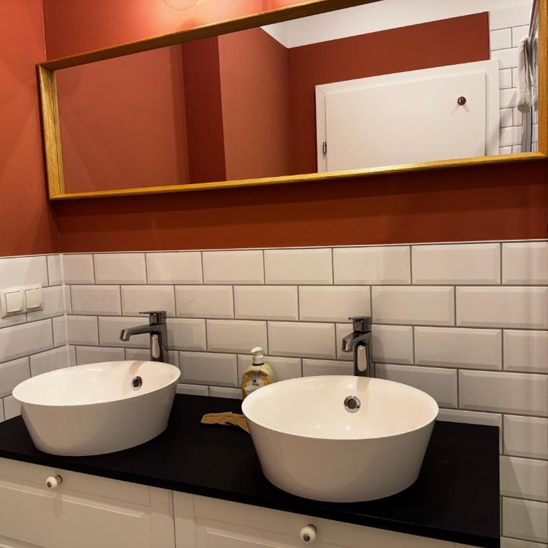 Hirschenhof Apartments - Deluxe Apartment mit 1 Schlafzimmer - 2