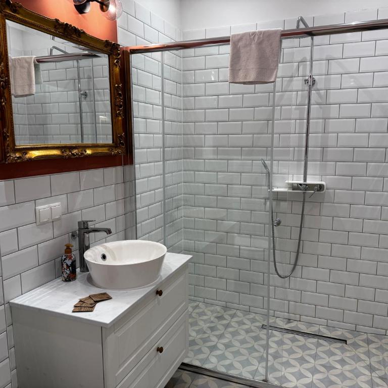 Hirschenhof Apartments - Deluxe Apartment mit 1 Schlafzimmer - 6