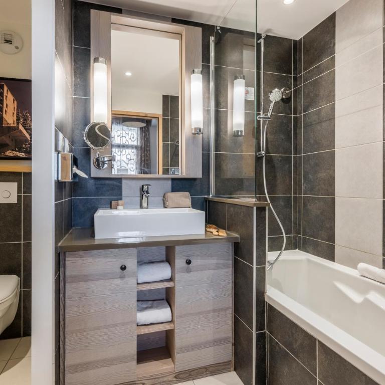 Résidence Pierre & Vacances Premium Les Terrasses d'Hélios - Appartement 2 Chambres avec Balcon (6 Personnes) - 3