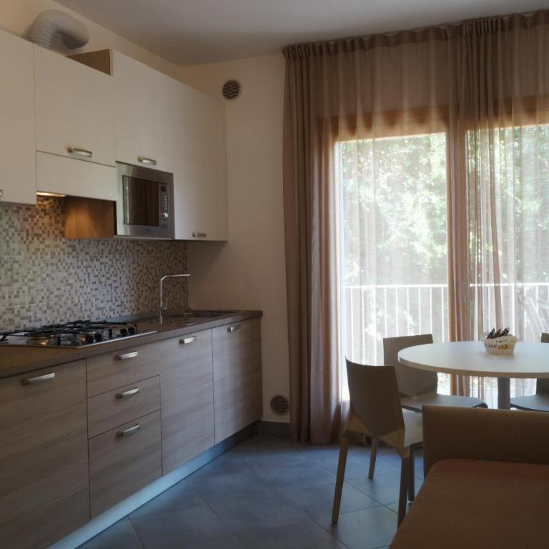 Sirmione Rosselli Apartments - Superior Apartment - 17