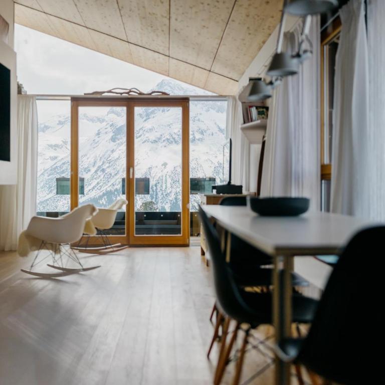 LAMA Appartement - Superior Apartment mit 1 Schlafzimmer und Balkon - 2