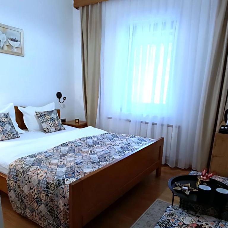 Bed and Breakfast Vijecnica - Double Room - 6