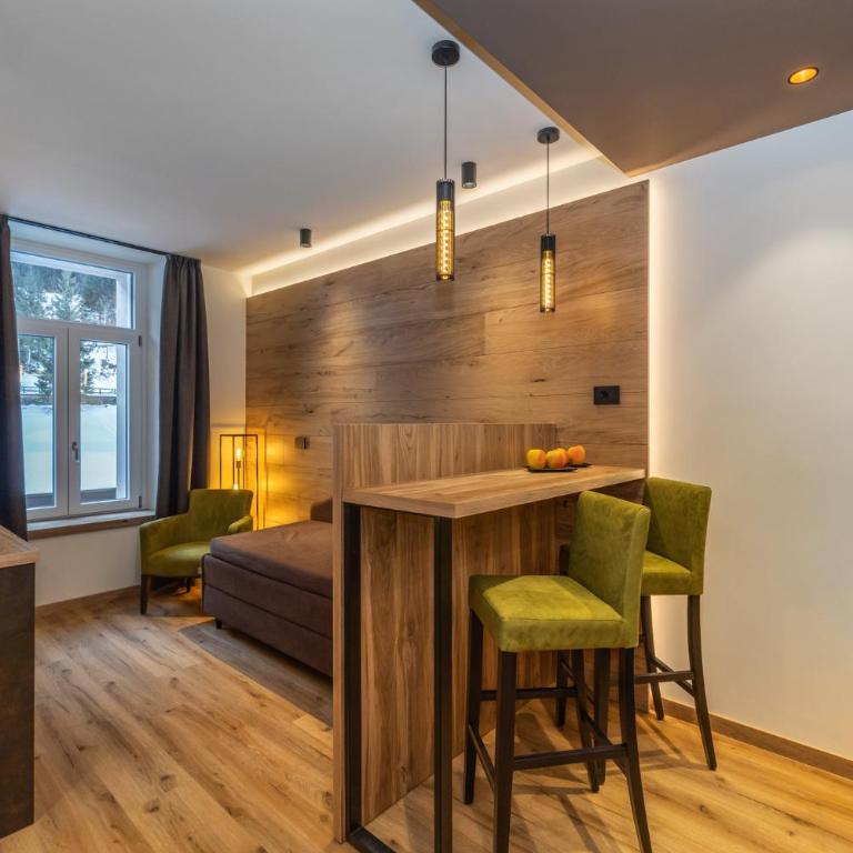 Hotel Pejo - Camera Deluxe Matrimoniale/Doppia con Letti Singoli con Balcone - 1