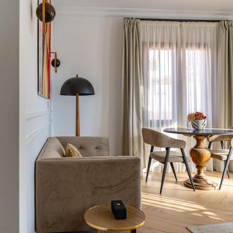Bubaqia House - Suites Boutique - Deluxe Suite - 8