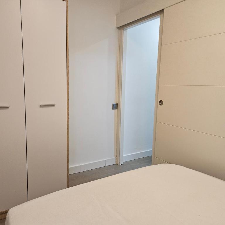 Villa Pompeu Fabra - Two-Bedroom Apartment - 16