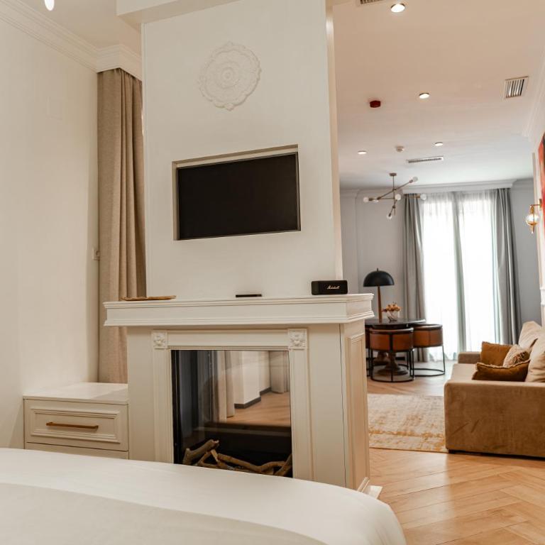 Bubaqia House - Suites Boutique - Junior Suite with Balcony - 15