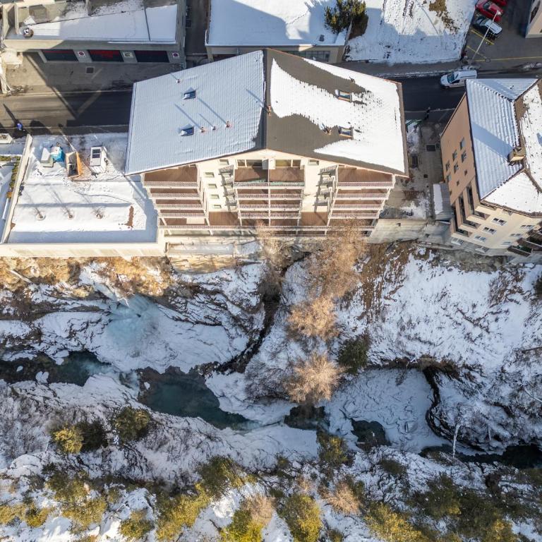 A&Y Signature Lodge St Moritz Pontresina Spa - Apartment mit 3 Schlafzimmern und Bergblick - 12