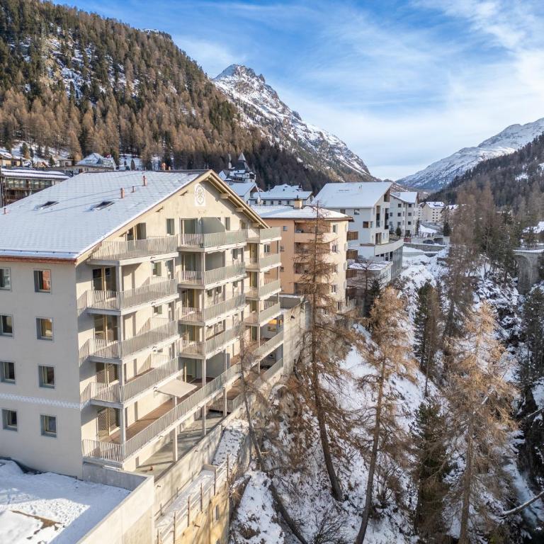 A&Y Signature Lodge St Moritz Pontresina Spa - Apartment mit 3 Schlafzimmern und Bergblick - 15