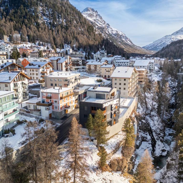 A&Y Signature Lodge St Moritz Pontresina Spa - Apartment mit 3 Schlafzimmern und Bergblick - 39