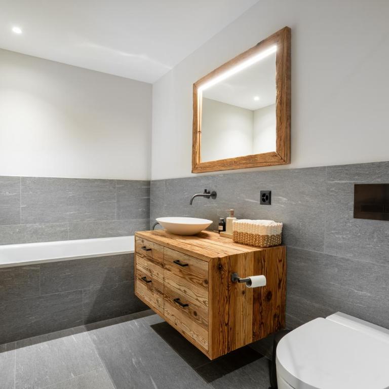 A&Y Signature Lodge St Moritz Pontresina Spa - Apartment mit 3 Schlafzimmern und Bergblick - 30