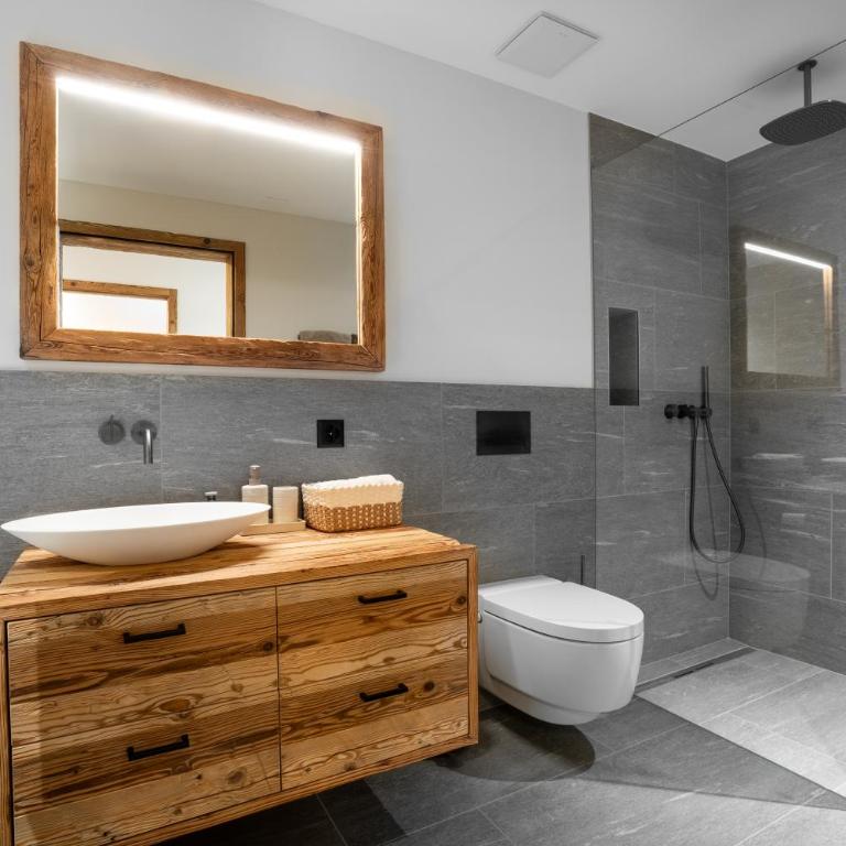 A&Y Signature Lodge St Moritz Pontresina Spa - Apartment mit 3 Schlafzimmern und Bergblick - 10