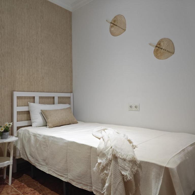 Apartamento 2 dormitorios en centro histórico de Málaga, junto a Plaza de la Merced - Two-Bedroom Apartment - 4