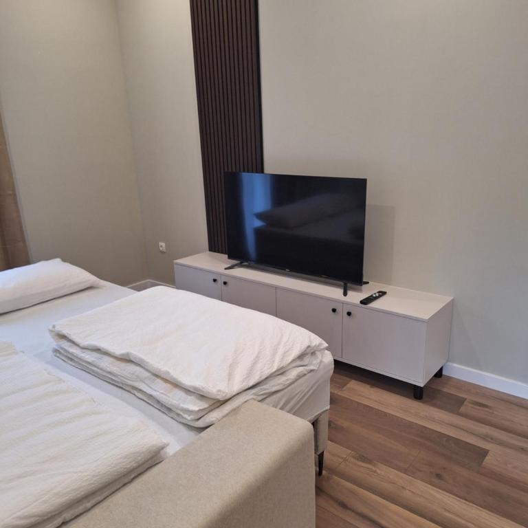 Apartments Luma - One-Bedroom Apartment - 12