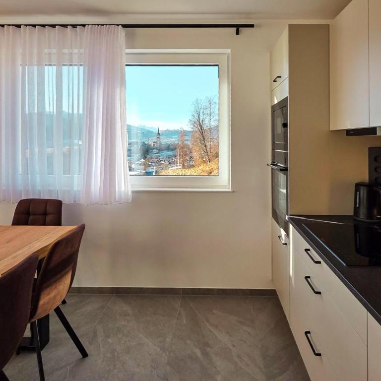 Tauernsky Premium Apartments - Apartment mit 3 Schlafzimmern und Bergblick - 16