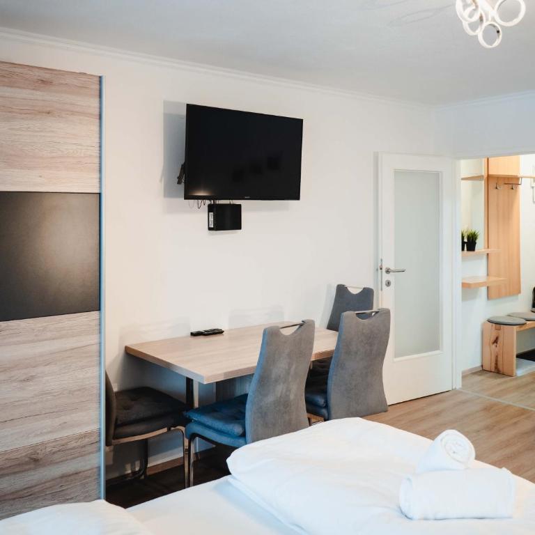 ApartmentAvenue - Apartment - 18
