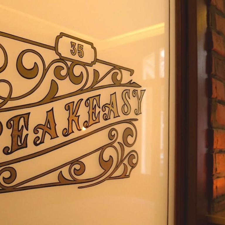Love Room & Speakeasy - One-Bedroom Apartment - 24