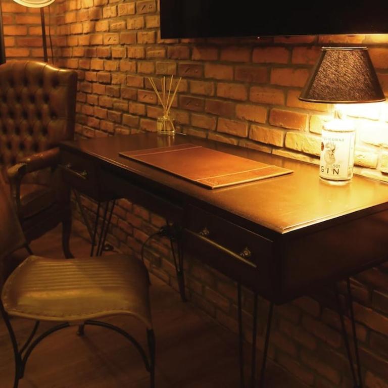 Love Room & Speakeasy - One-Bedroom Apartment - 57