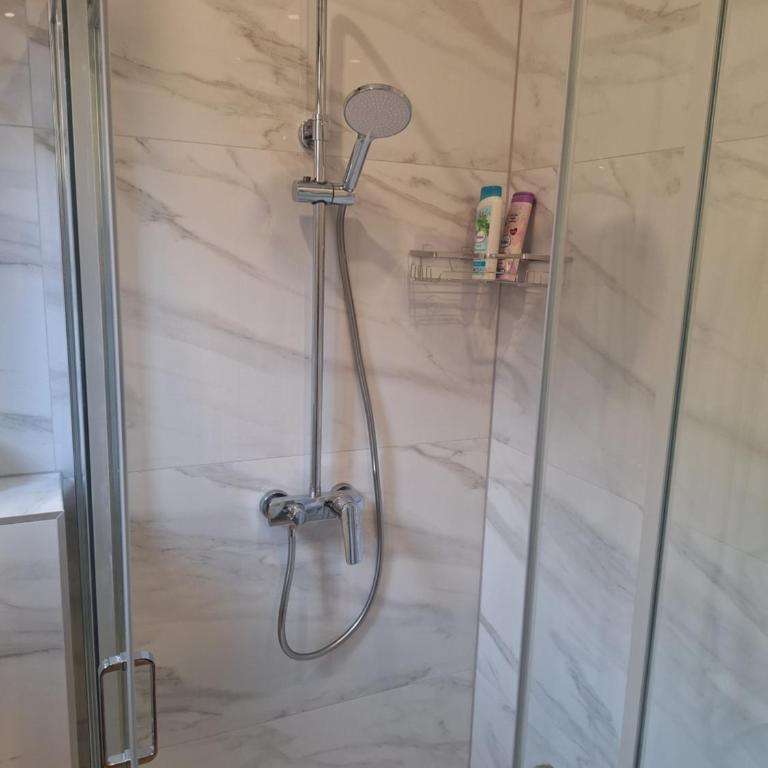 Apartments Luma - One-Bedroom Apartment - 8