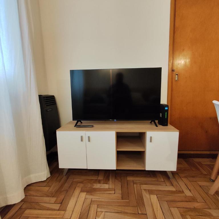 2 ambientes zona Güemes - One-Bedroom Apartment - 3