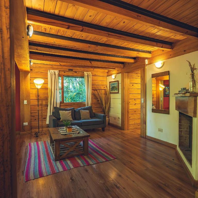 Cabaña rodeada de bosque nativo para 12 c parrilla - Bungalow - 7