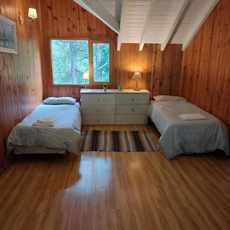 Cabaña rodeada de bosque nativo para 12 c parrilla - Bungalow - 59