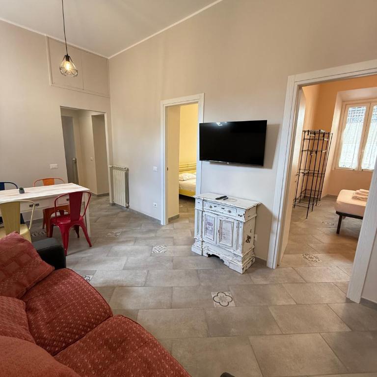 House - Cesare Balbo - Too - Appartamento con 3 Camere da Letto - 1